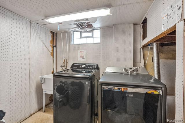 31344 Rosslyn Avenue, Garden City, MI 48135