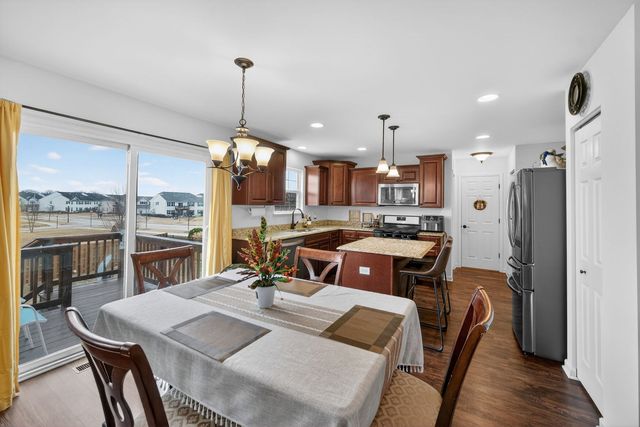 584 Marcello Drive, Hampshire, IL 60140