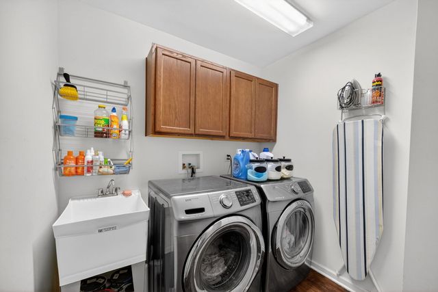 584 Marcello Drive, Hampshire, IL 60140