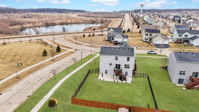 584 Marcello Drive, Hampshire, IL 60140