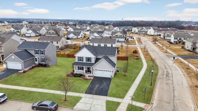 584 Marcello Drive, Hampshire, IL 60140