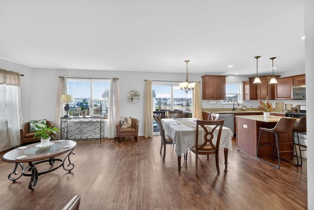 584 Marcello Drive, Hampshire, IL 60140