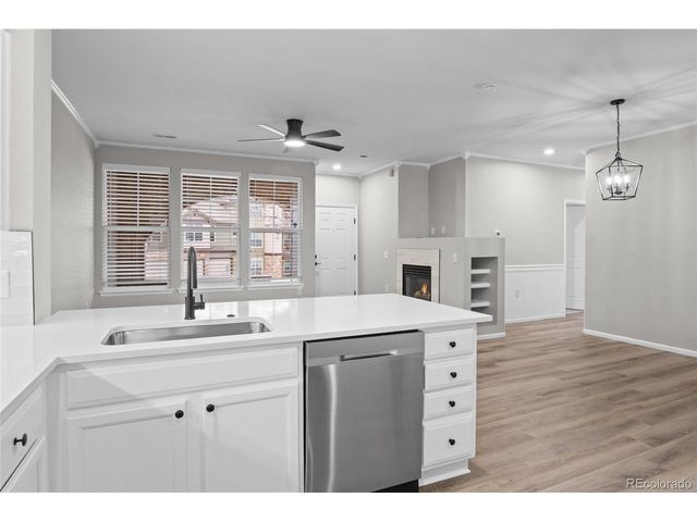 6754 S Winnipeg Cir 103, Aurora, CO 80016