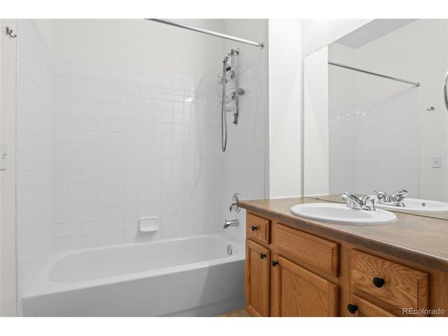 6754 S Winnipeg Cir 103, Aurora, CO 80016