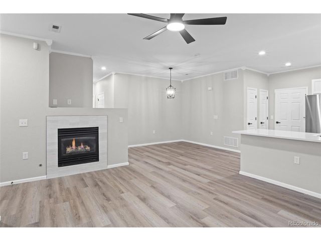 6754 S Winnipeg Cir 103, Aurora, CO 80016