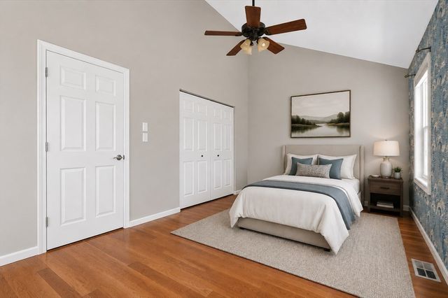 26 Breakwater Dr 26, Chelsea, MA 02150