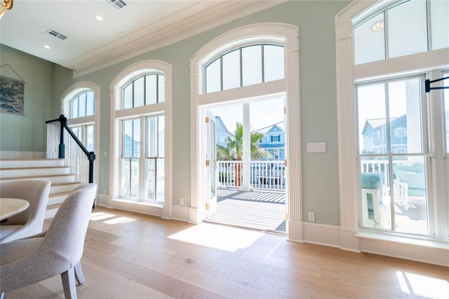 11610 Beachside, Galveston, TX 77554