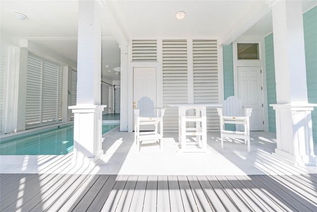 11610 Beachside, Galveston, TX 77554