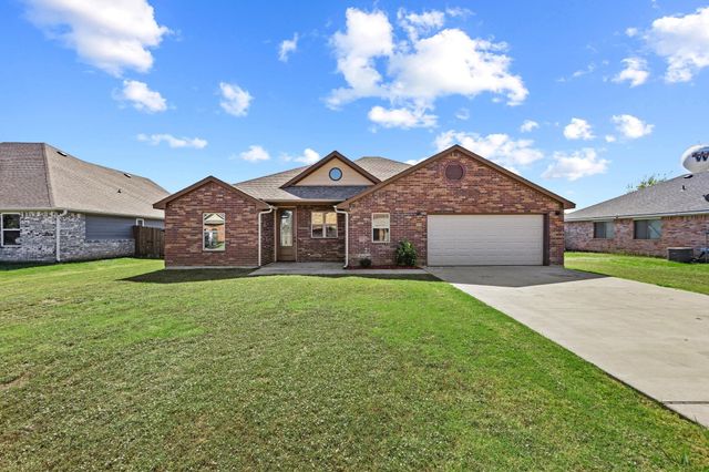 707 Sharon Lane, Whitewright, TX 75491