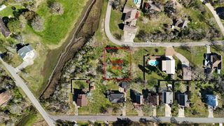 000 Shady Lawn Avenue, Shoreacres, TX 77571