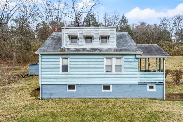 1300 Wolf Hollow Road, Imperial, MO 63052