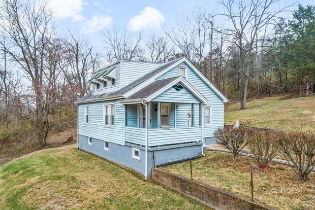 1300 Wolf Hollow Road, Imperial, MO 63052
