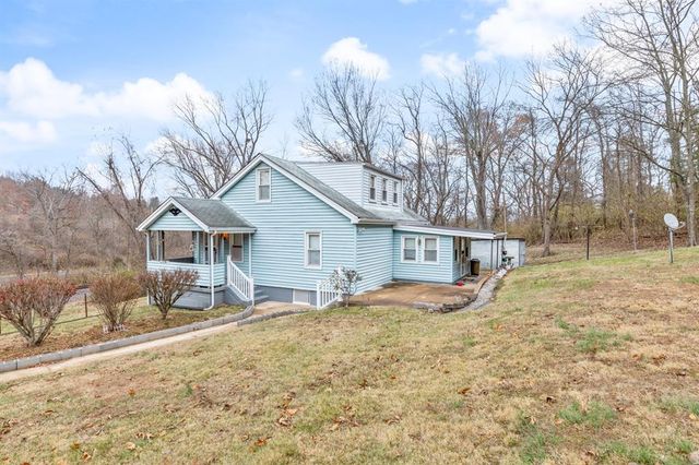 1300 Wolf Hollow Road, Imperial, MO 63052