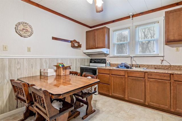 1300 Wolf Hollow Road, Imperial, MO 63052