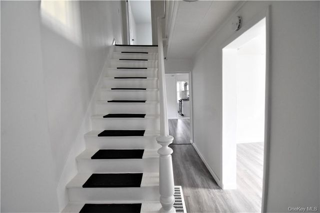 23 Wawayanda Avenue, Middletown, NY 10940