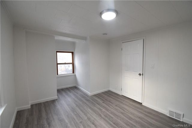 23 Wawayanda Avenue, Middletown, NY 10940