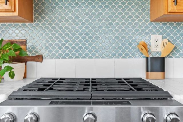 11819 Elkins, San Diego, CA 92126