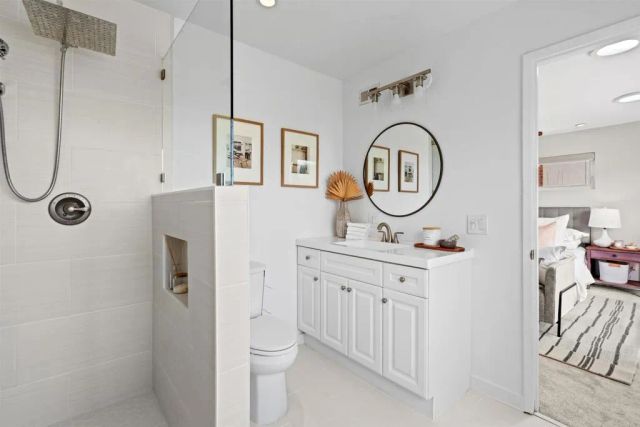 11819 Elkins, San Diego, CA 92126