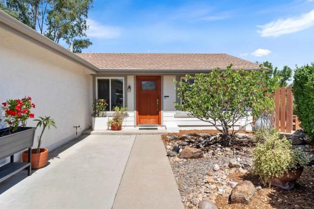 11819 Elkins, San Diego, CA 92126