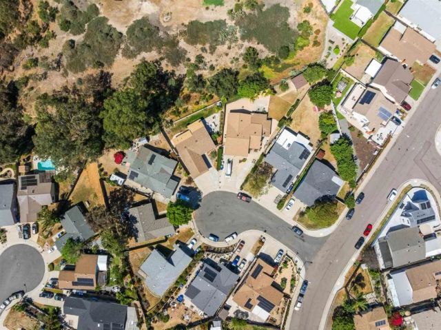 11819 Elkins, San Diego, CA 92126