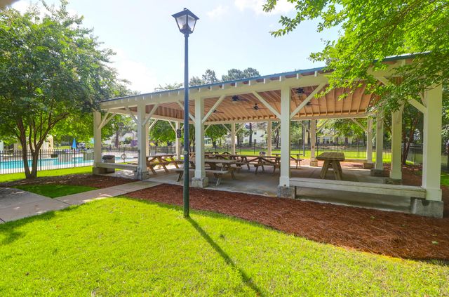 169 Historic Drive, Mount Pleasant, SC 29464