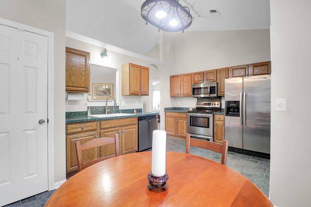 169 Historic Drive, Mount Pleasant, SC 29464