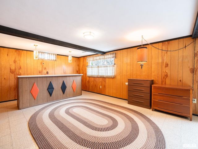 1903 Saint Clair Drive, Pekin, IL 61554