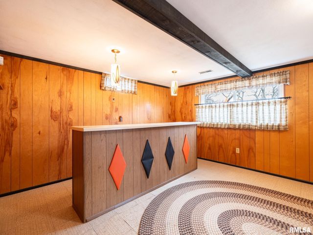 1903 Saint Clair Drive, Pekin, IL 61554