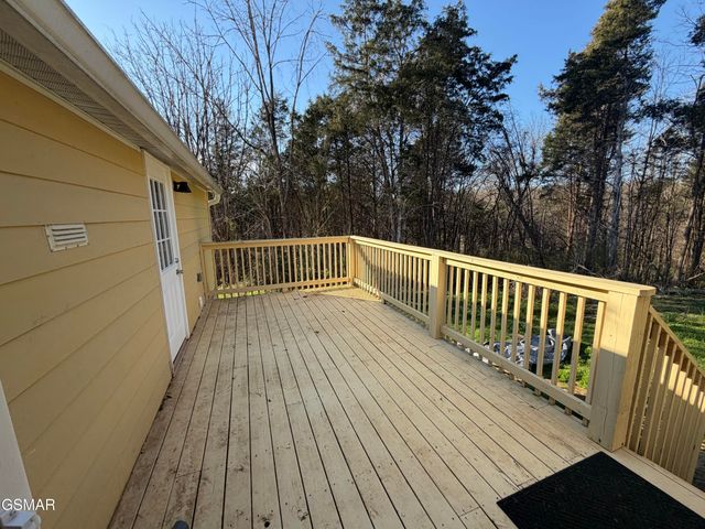 906 Bay Road, New Market, TN 37820