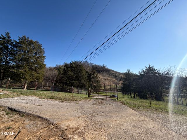 906 Bay Road, New Market, TN 37820