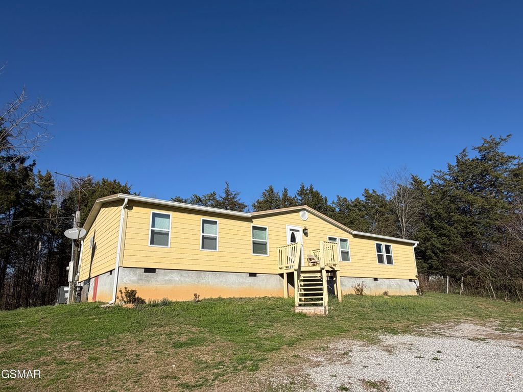 906 Bay Road, New Market, TN 37820