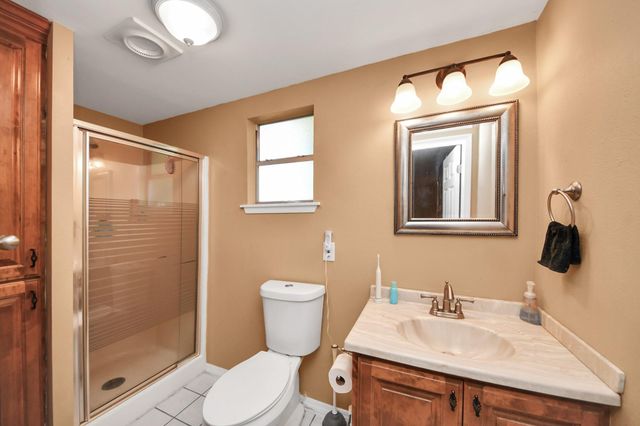 2610 Pine Street, Galveston, TX 77551