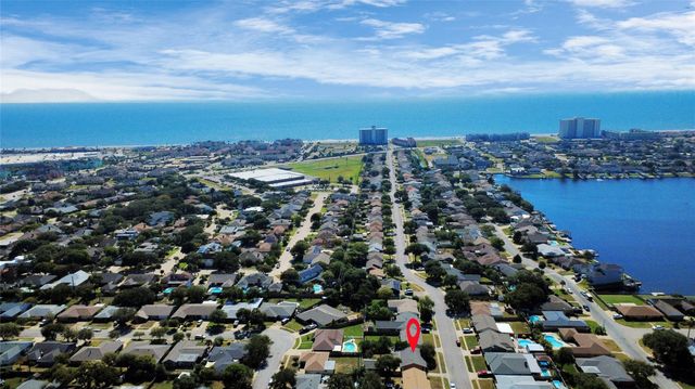 2610 Pine Street, Galveston, TX 77551