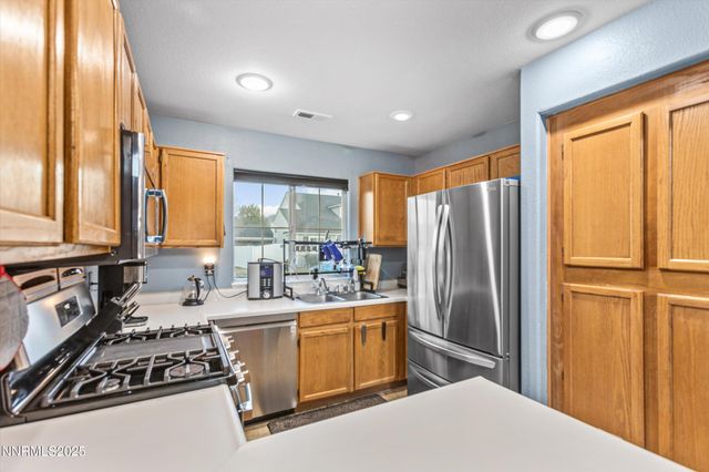 3131 Winter Rose Circle, Reno, NV 89502