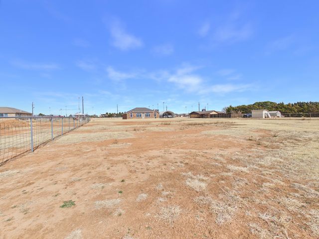 1501 Woodrow Road, Lubbock, TX 79423