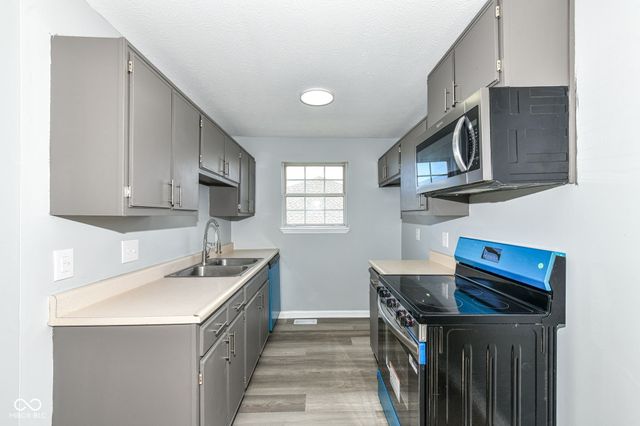 2259 Red Bud Boulevard, Frankfort, IN 46041