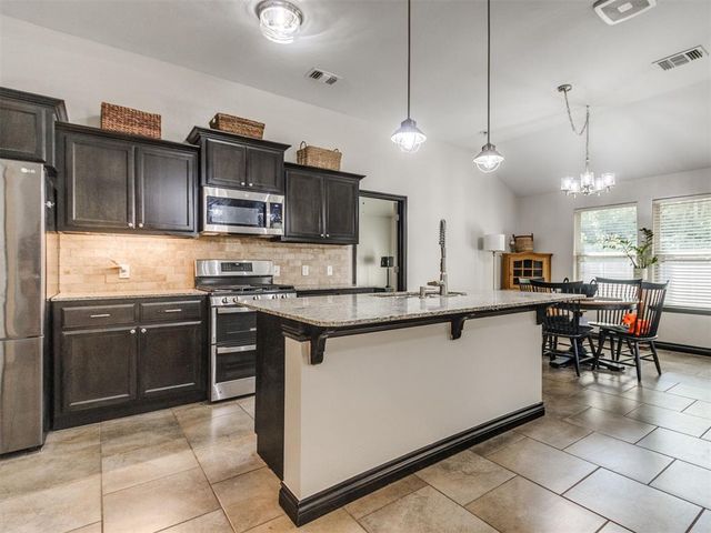 2109 Native Dancer Drive, Choctaw, OK 73020