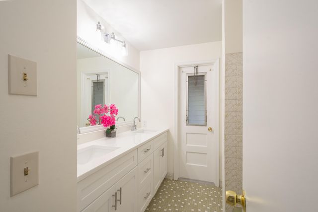 3844 NW 82nd Way, Coral Springs, FL 33065