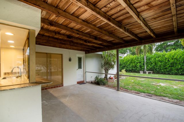 3844 NW 82nd Way, Coral Springs, FL 33065