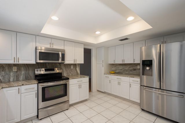 3844 NW 82nd Way, Coral Springs, FL 33065