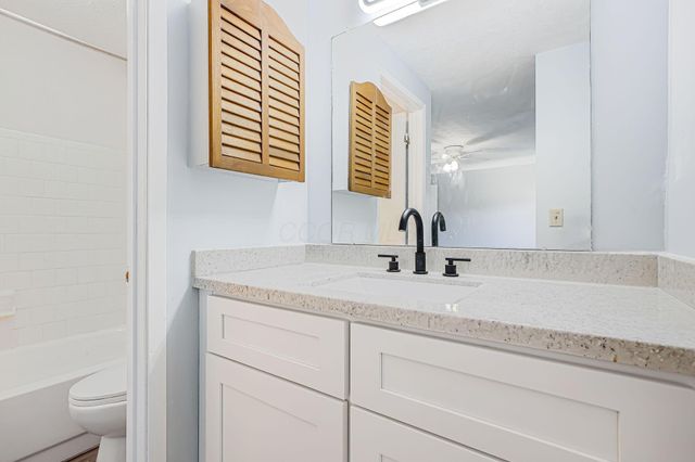 4919 Dublin Falls, C, Columbus, OH 43221