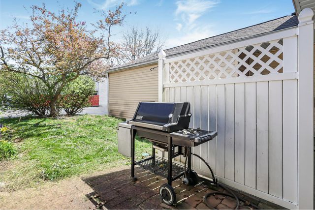 4919 Dublin Falls, C, Columbus, OH 43221