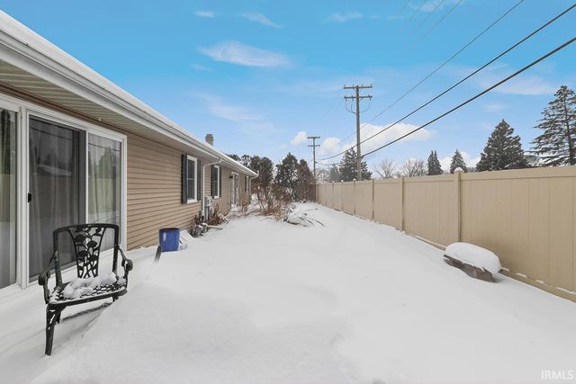 4605 Rivers Edge Drive, Mishawaka, IN 46544