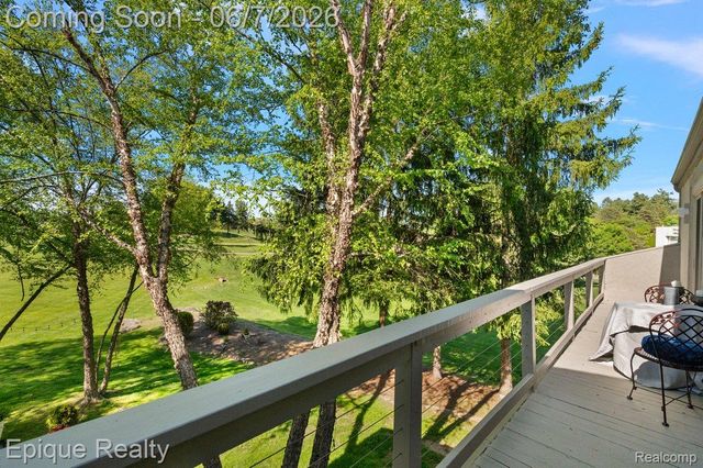 1848 Golf Ridge Drive S, Bloomfield Hills, MI 48302