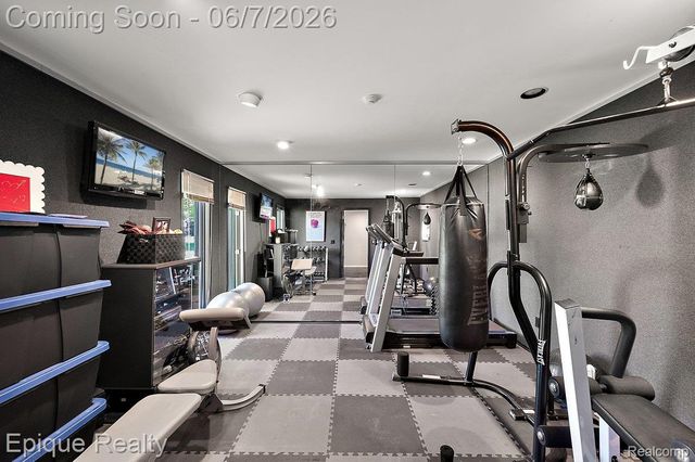 1848 Golf Ridge Drive S, Bloomfield Hills, MI 48302