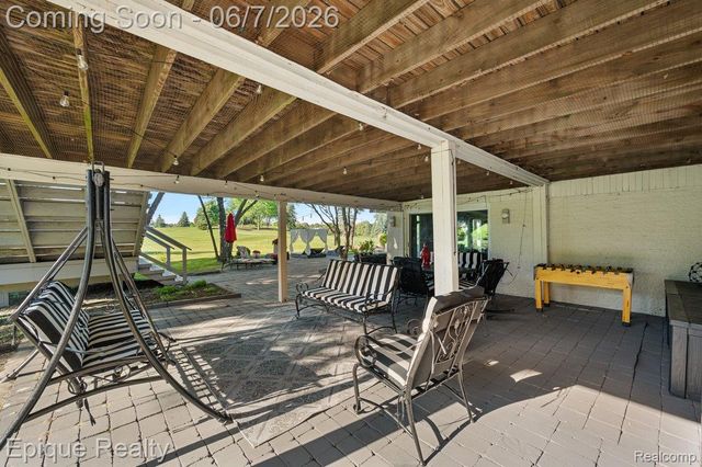1848 Golf Ridge Drive S, Bloomfield Hills, MI 48302