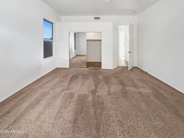 3869 W CHARLOTTE Drive, Glendale, AZ 85310