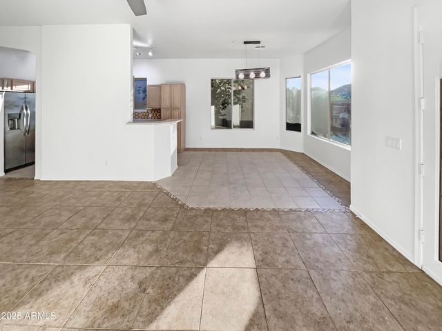 3869 W CHARLOTTE Drive, Glendale, AZ 85310