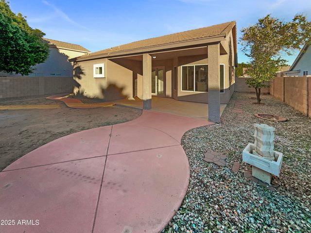 3869 W CHARLOTTE Drive, Glendale, AZ 85310