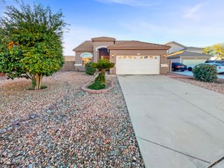 3869 W CHARLOTTE Drive, Glendale, AZ 85310